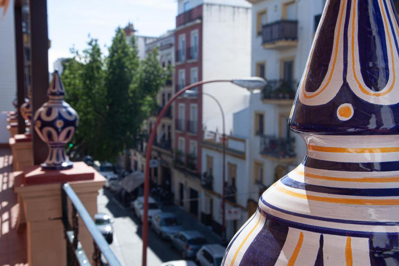 Hotel Noches En Triana Siviglia Esterno foto