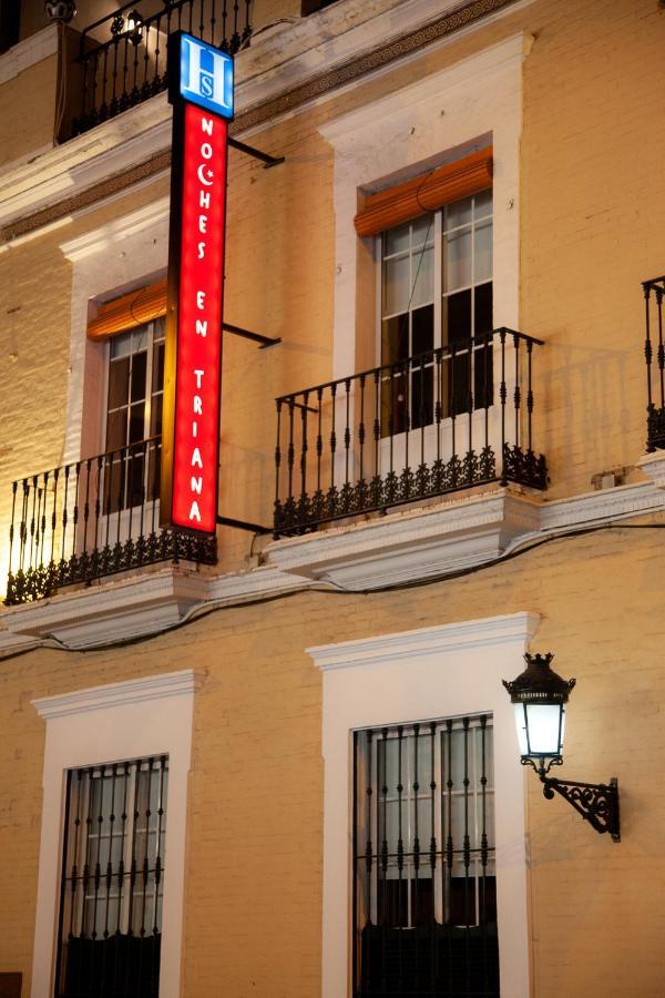 Hotel Noches En Triana Siviglia Esterno foto
