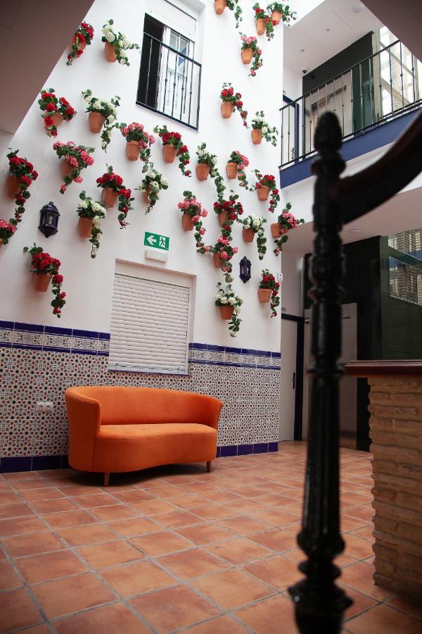 Hotel Noches En Triana Siviglia Esterno foto